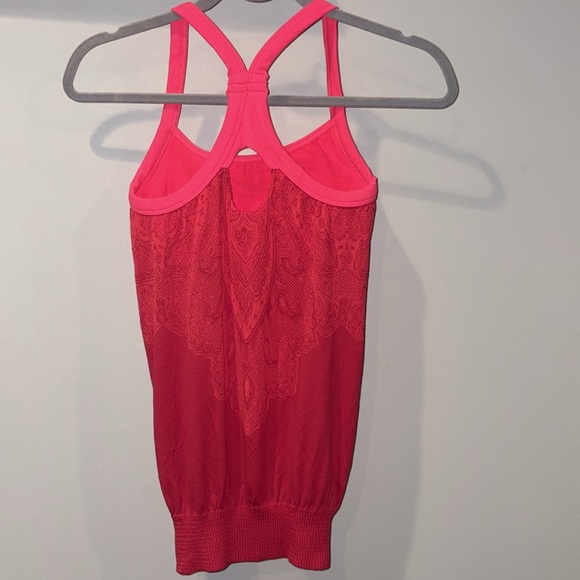 Athleta Seamless Paisley Print Racerback Layered Tank Size XS Bright Pink - Picture 6 of 10